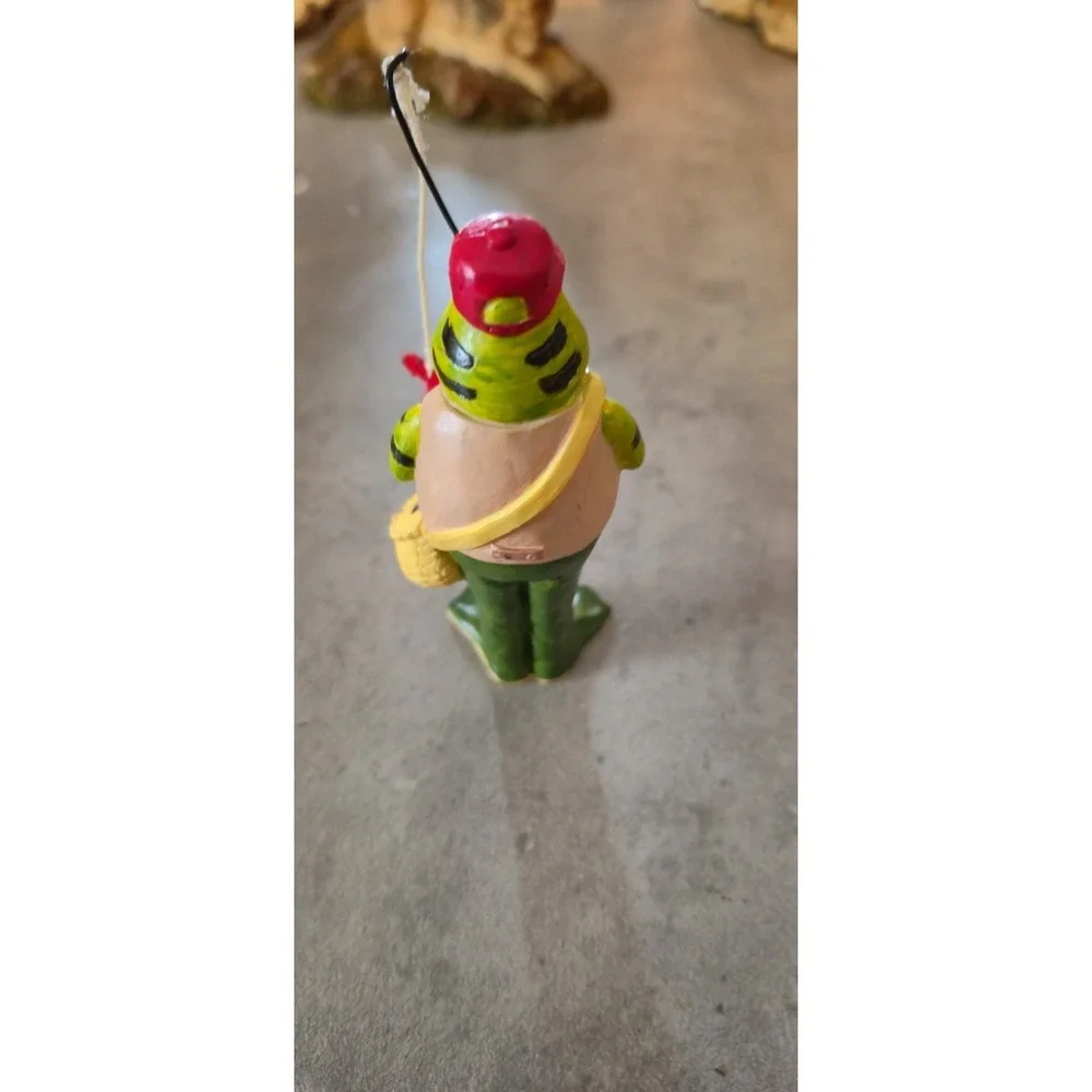 Frog Fisherman Figurine w/ Fishing Pole & Feather Lure – Cute Decor!